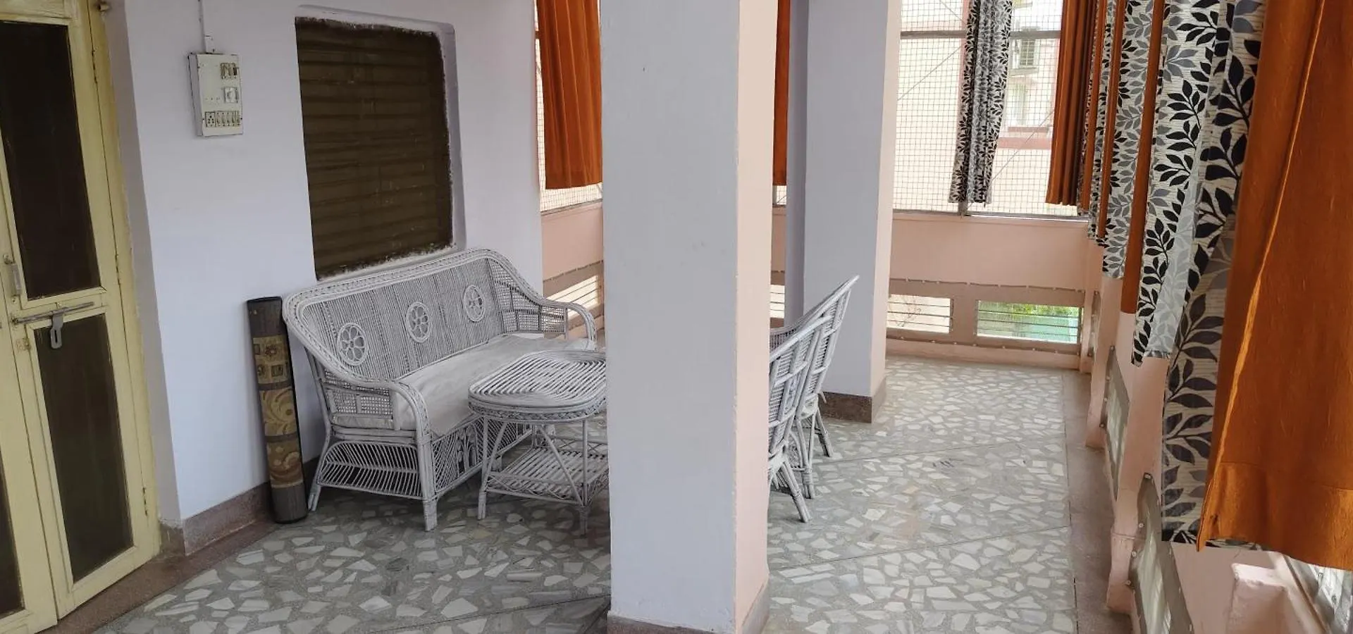 Hotel Divine Orchid Varanasi