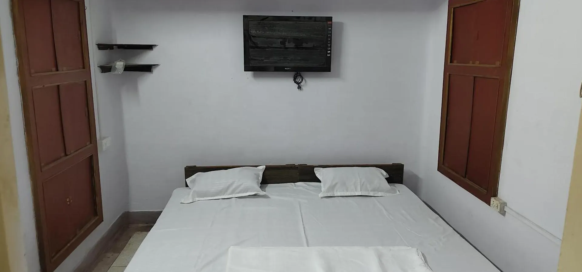 Hotel Divine Orchid Varanasi