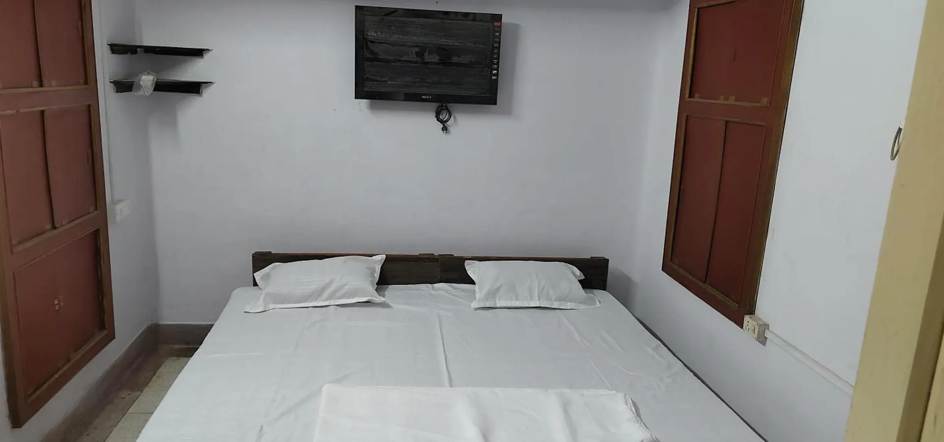 Hotel Divine Orchid Varanasi