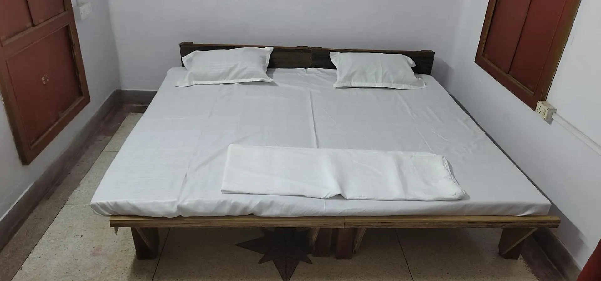 Hotel Divine Orchid Varanasi 0*,