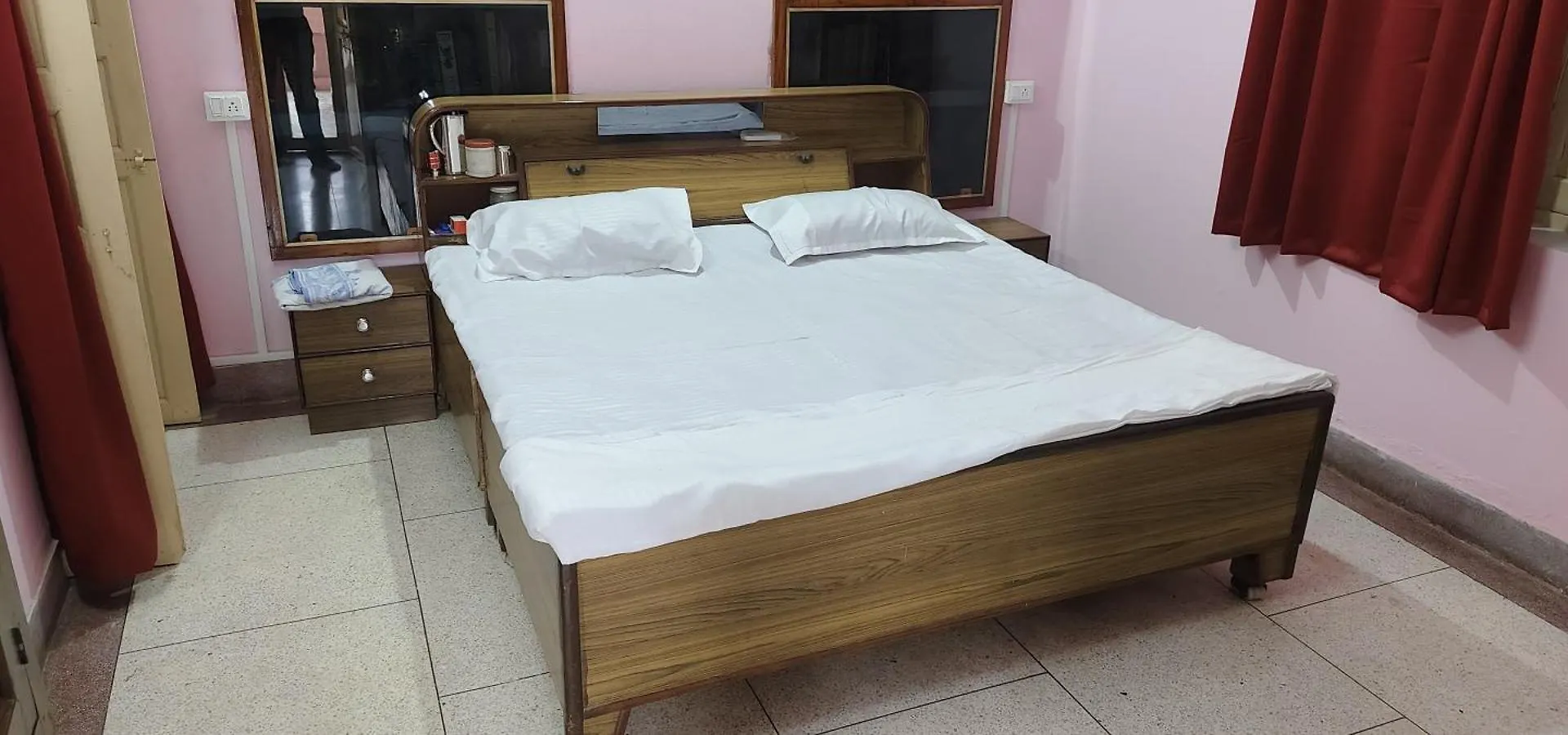 Hotel Divine Orchid Varanasi